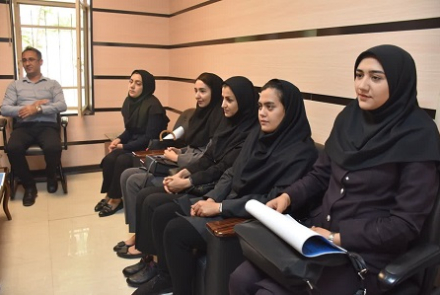 تجلیل از کارشناس روان به مناسبت روز روانشناس