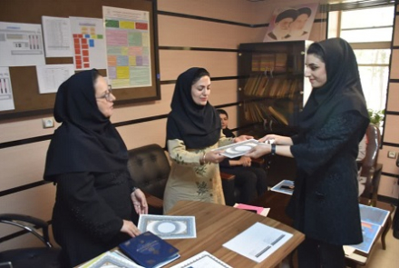تجلیل از کارشناس روان به مناسبت روز روانشناس