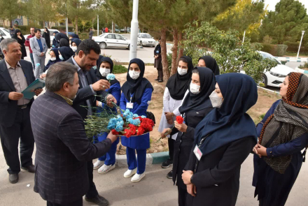 تجلیل از پرستاران بیمارستان امیرالمومنین(ع)واورژانس پیش بیمارستانی شهرضا بمناسبت گرامیداشت روز پرستار